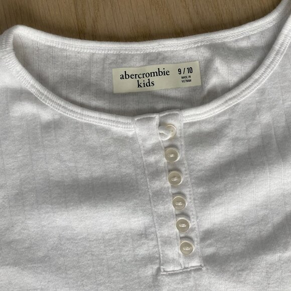 Abercrombie Kids Girls Long Sleeve Layering Shirt Size 9/10 🤍🌸 - Picture 3 of 5